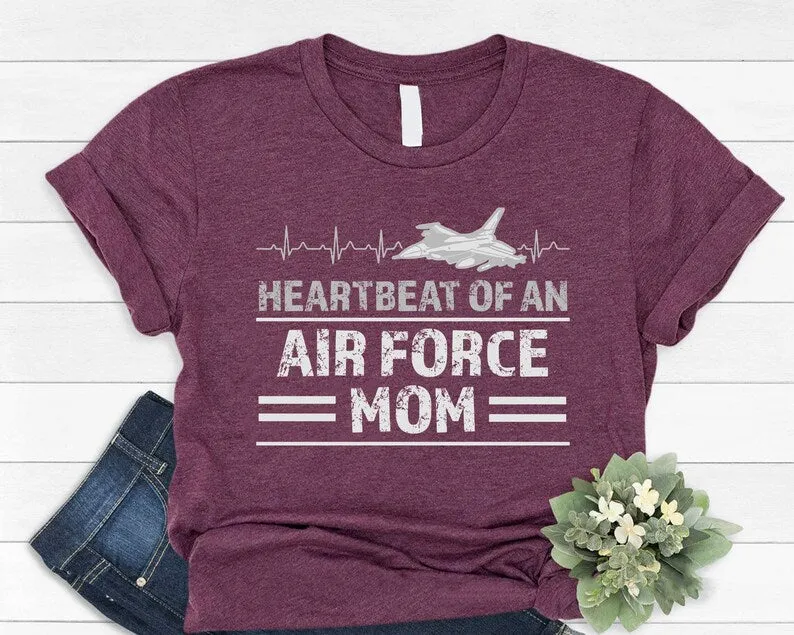 Adı: Heartbeat of an Air Force Mom Shirt Tribute to Mothers