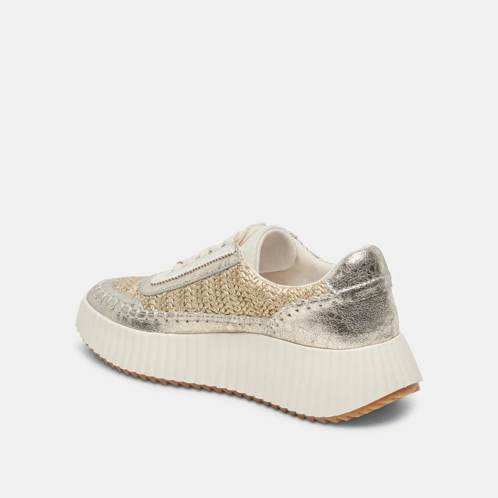 Dolen Sneakers