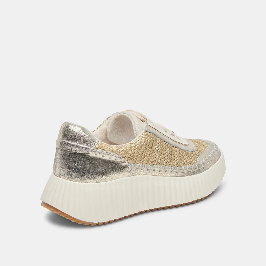 Dolen Sneakers