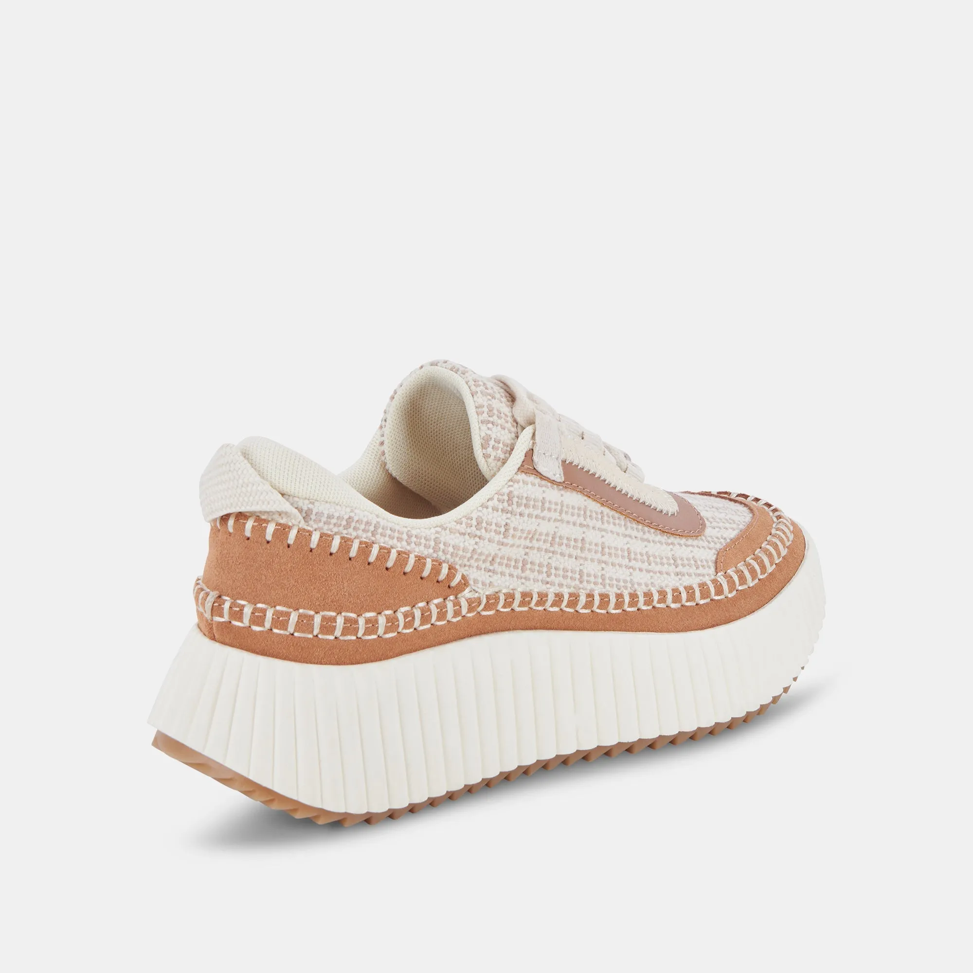 Dolen Sneakers