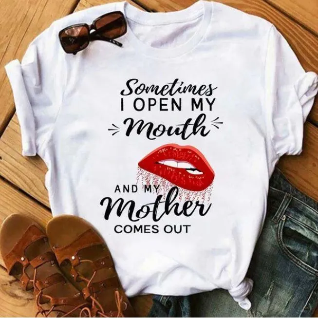 Women Awesome Fashionable Lips Print Design T Shirts